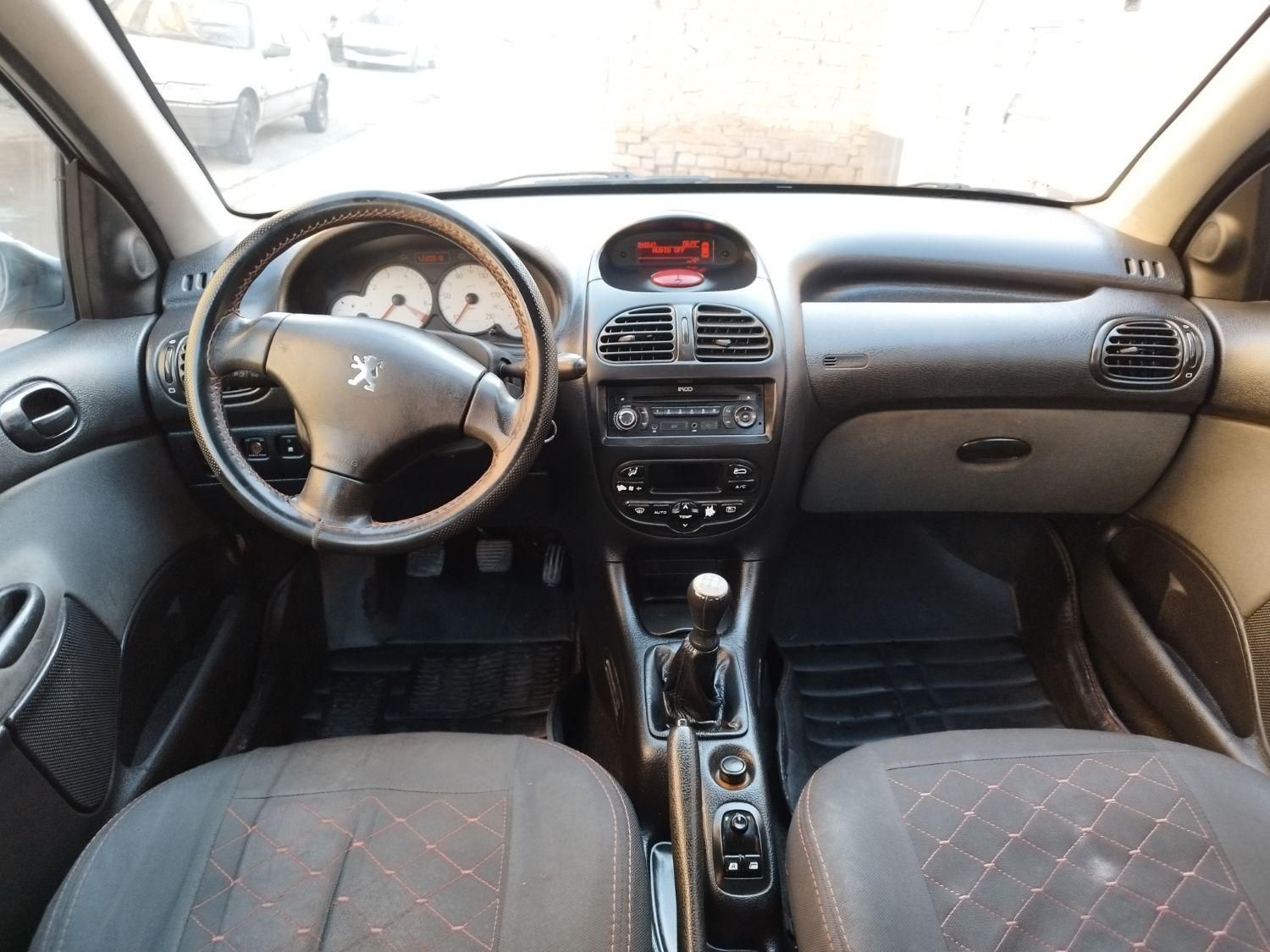 پژو 206 SD v8 - 1395