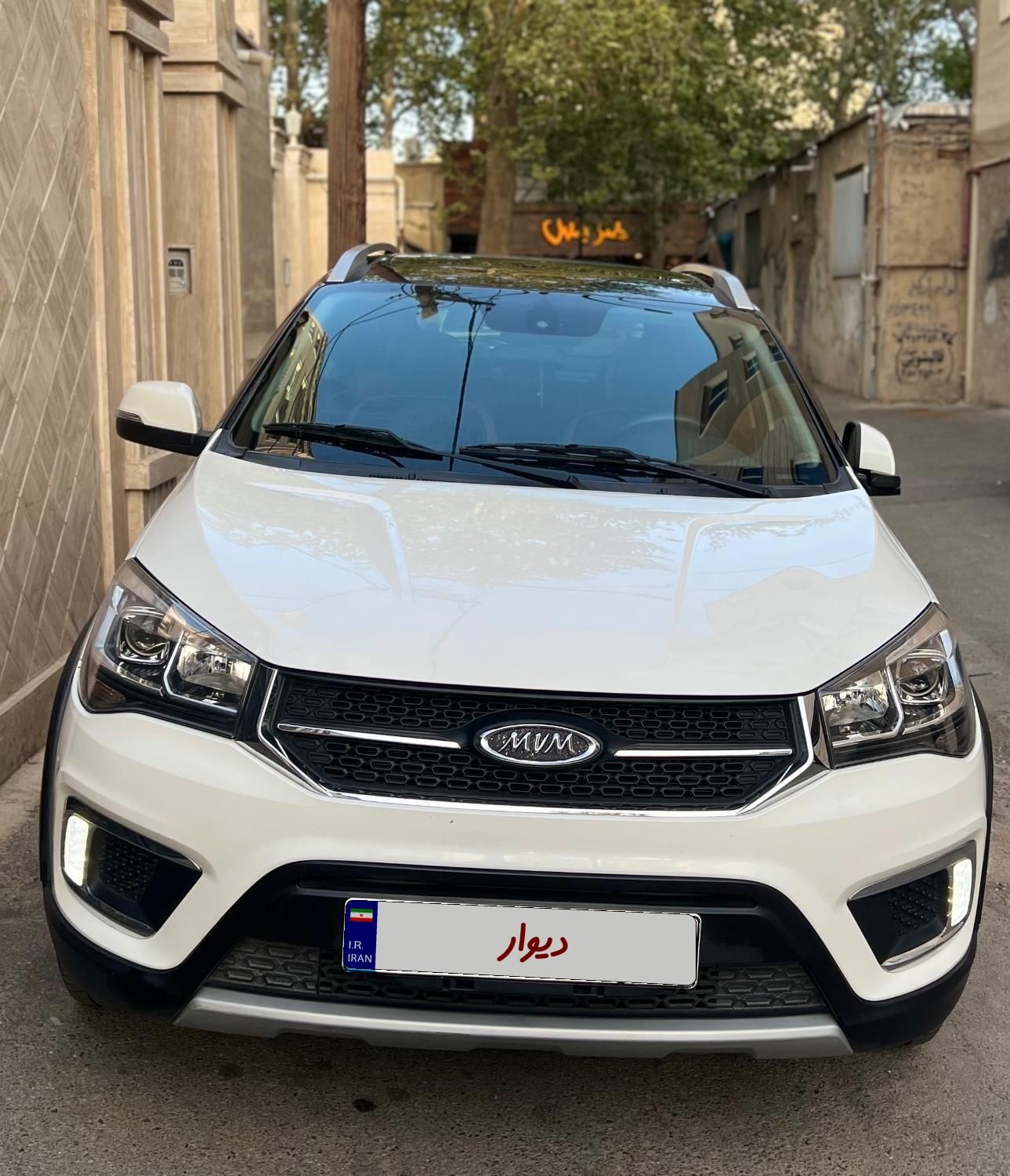 خودرو ام وی ام، X22 آگهی ann_18074387
