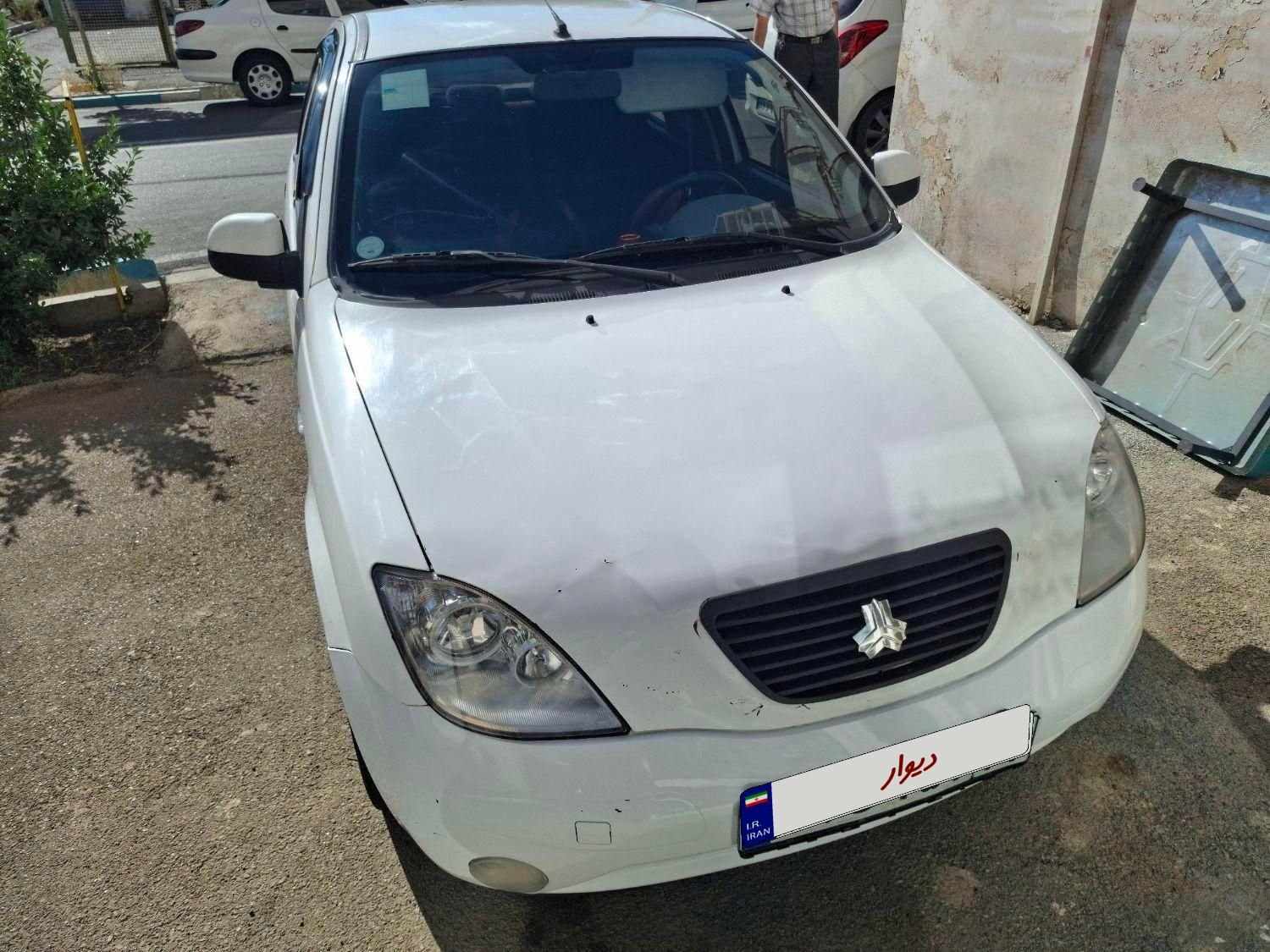 تیبا صندوق دار SX - 1399