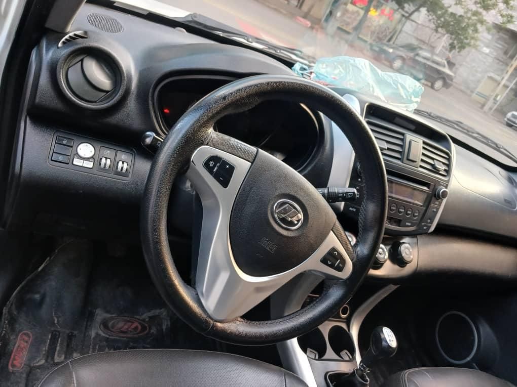 لیفان X60 دنده‌ای - 2014
