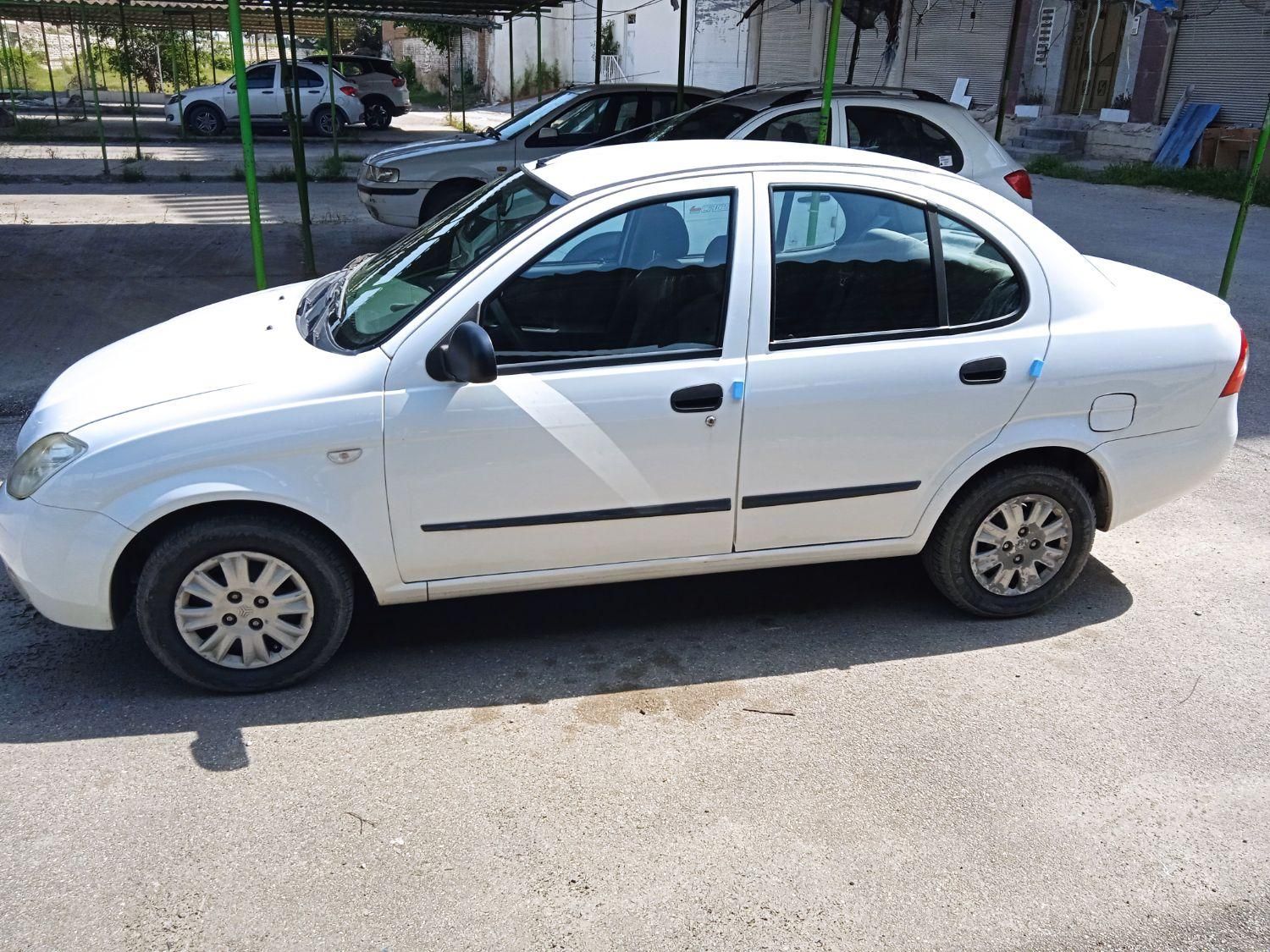 تیبا صندوق دار SX - 1398