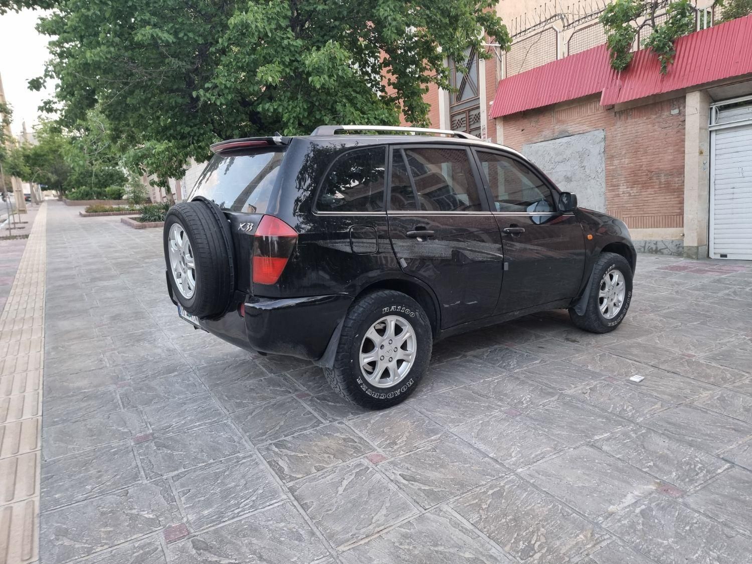 خودرو ام وی ام، X33 آگهی ann_18077632