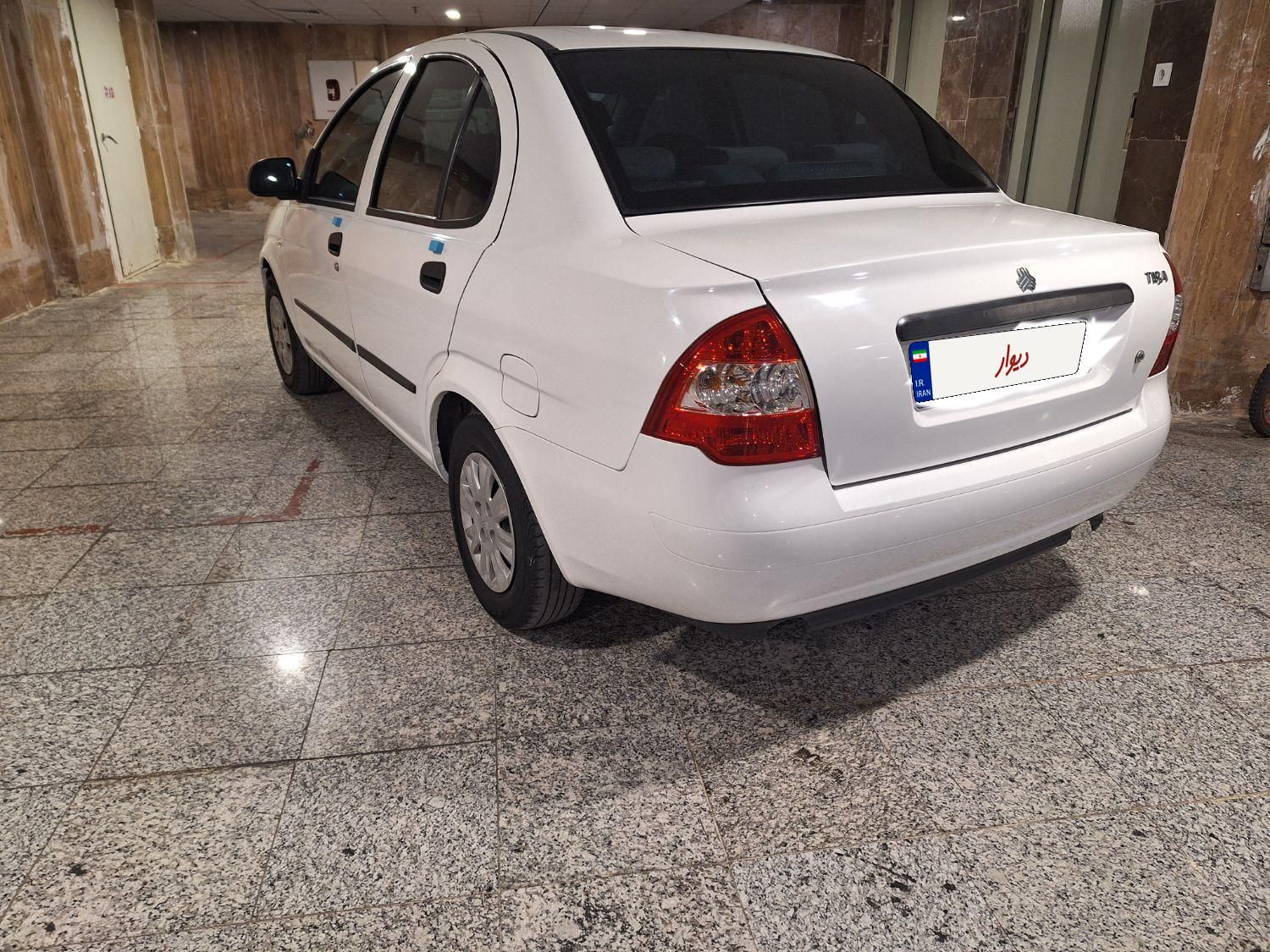 تیبا صندوق دار SX - 1399