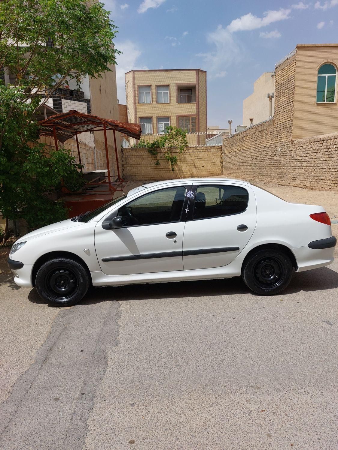 پژو 206 SD v1 - 1390