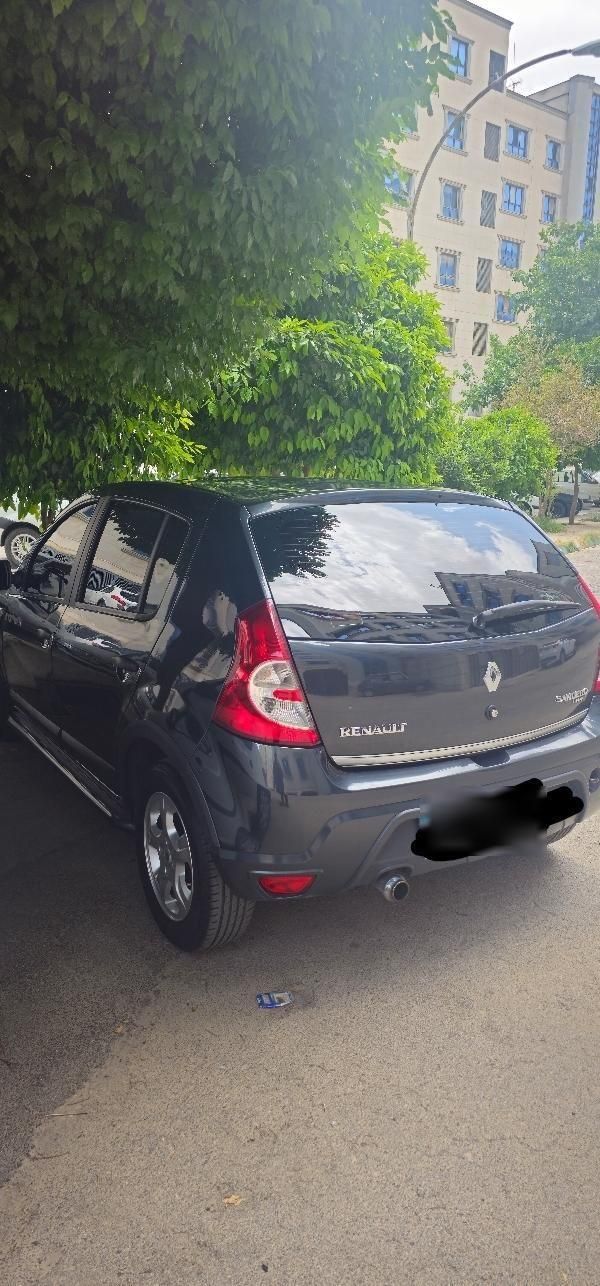خودرو رنو، ساندرو آگهی ann_18078033