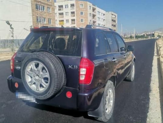 ام وی ام X33 دنده‌ای ساده - 2012