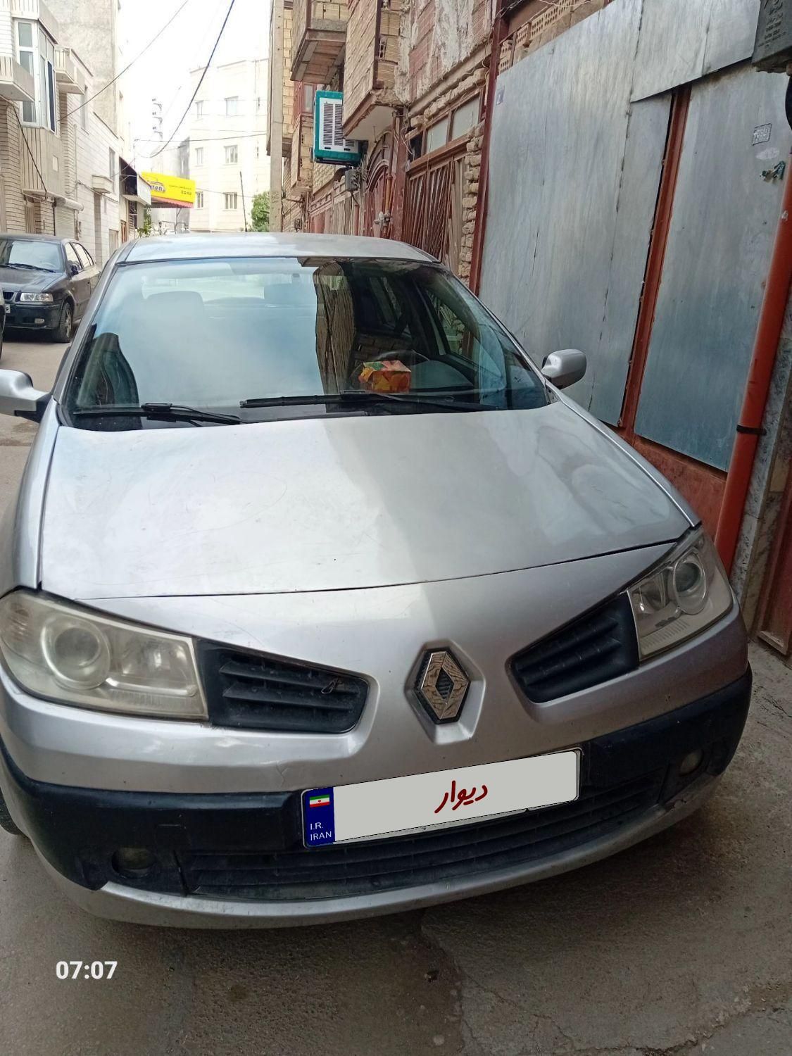 رنو مگان دنده‌ای 1600 - 2008