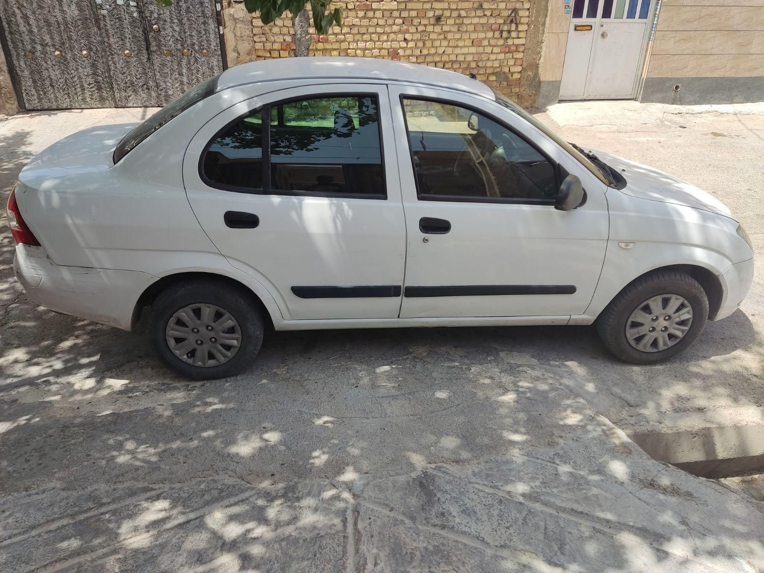 تیبا صندوق دار EX - 1395