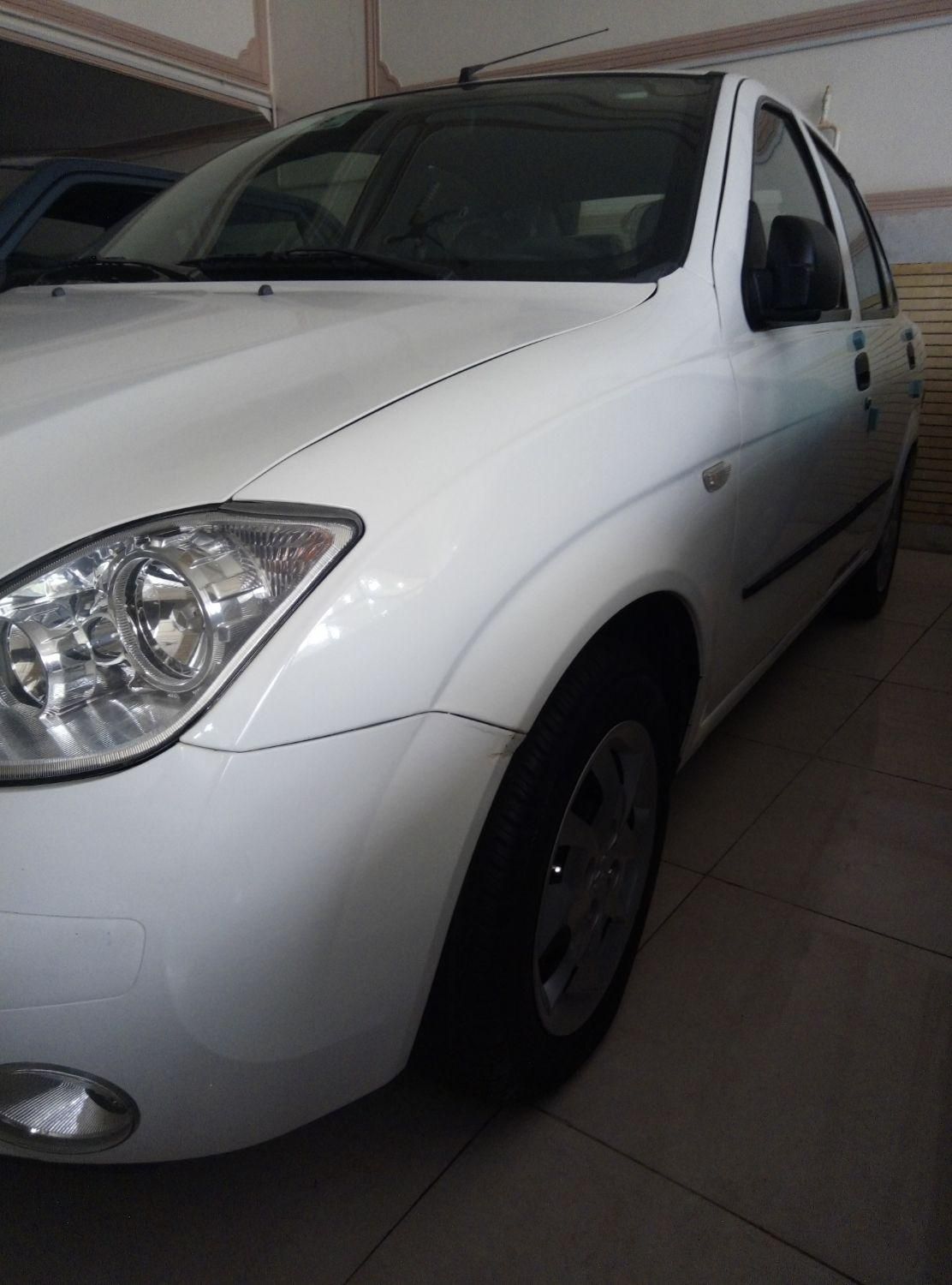 تیبا صندوق دار SX - 1400