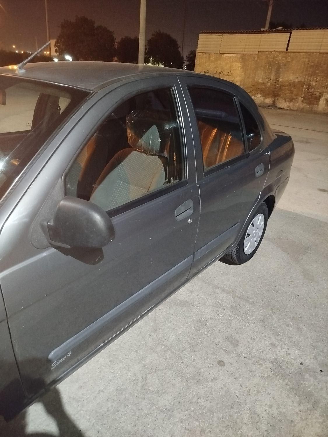 تیبا صندوق دار SX - 1393