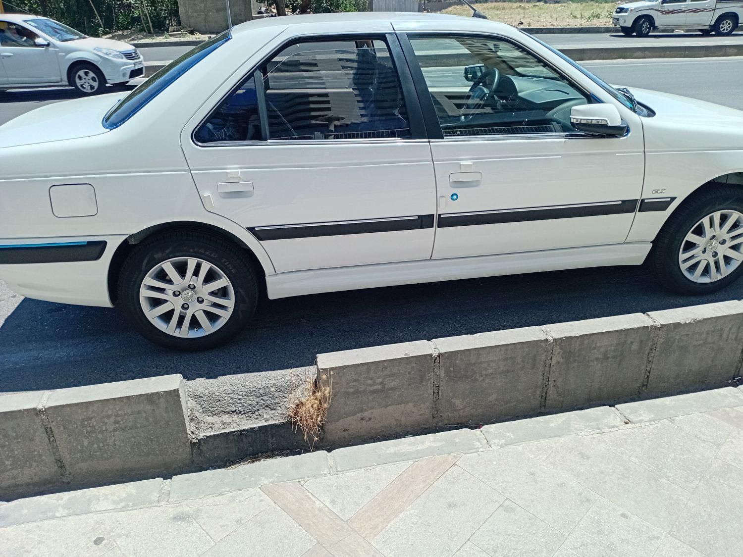 خودرو پژو، پارس آگهی ann_18081344