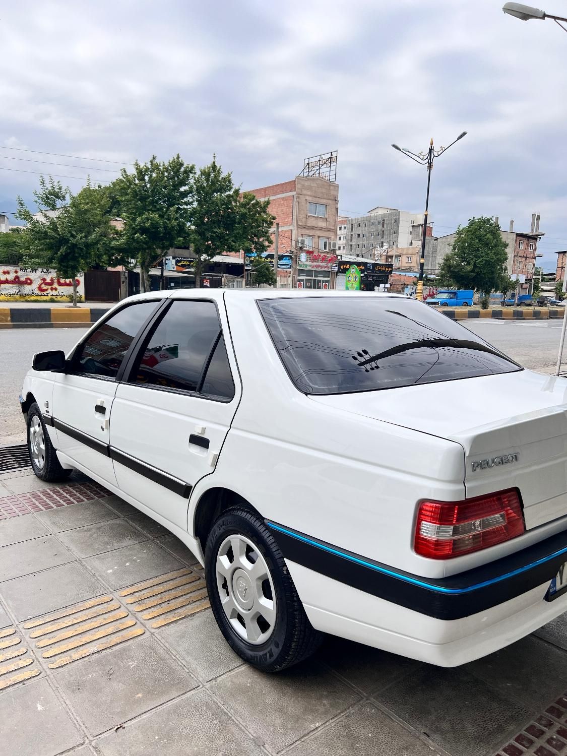 پژو 405 SLX بنزینی TU5 - 1395