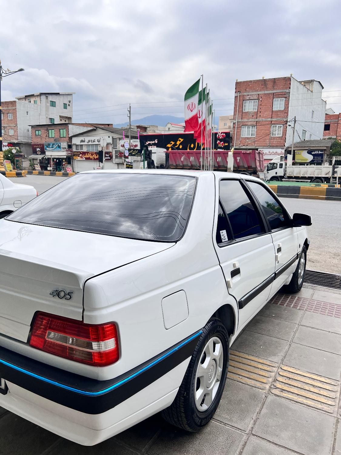 پژو 405 SLX بنزینی TU5 - 1395