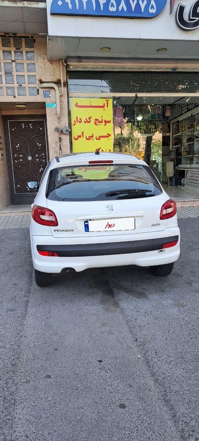 پژو 207 پانوراما دنده‌ای - 1400