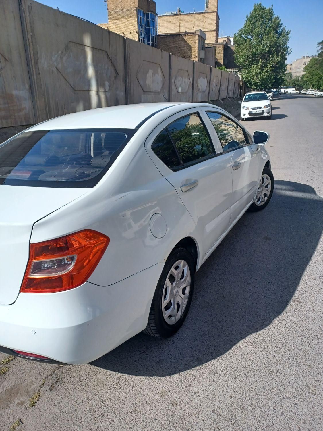 برلیانس H230 دنده‌ای - 2017