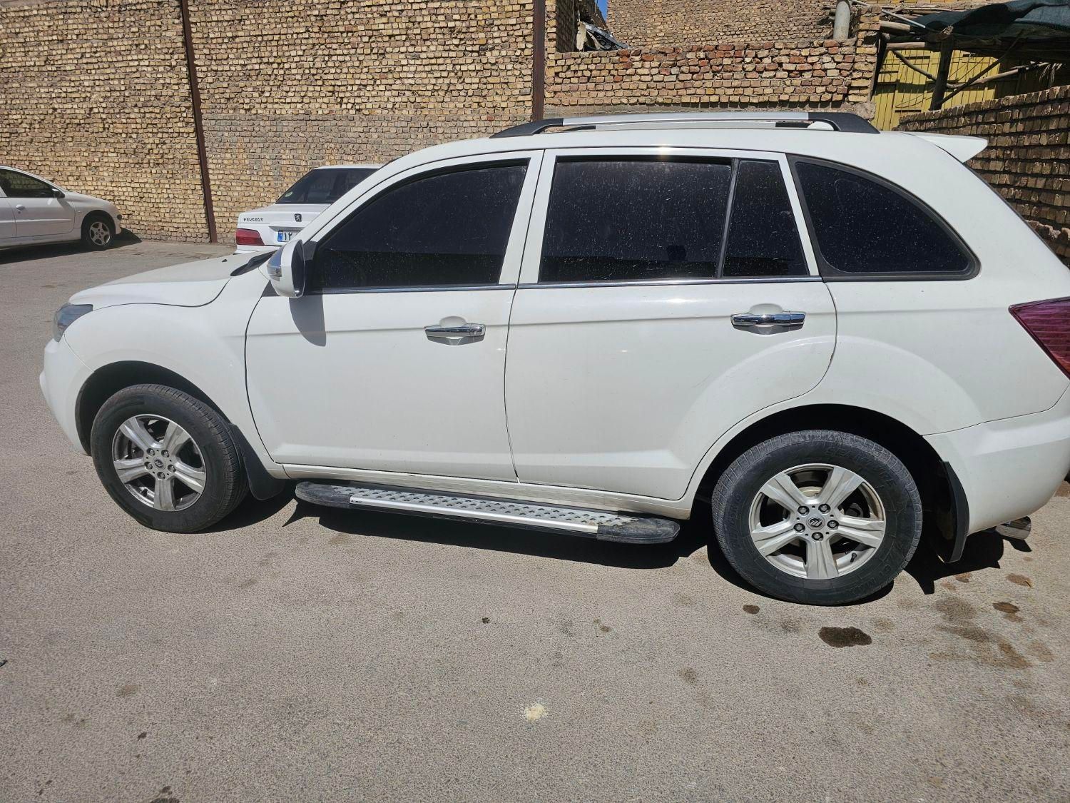 لیفان X60 دنده‌ای - 2014