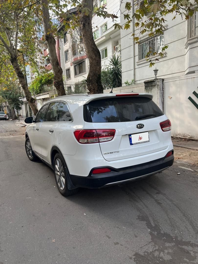 کیا سورنتو فول  UM - 2015