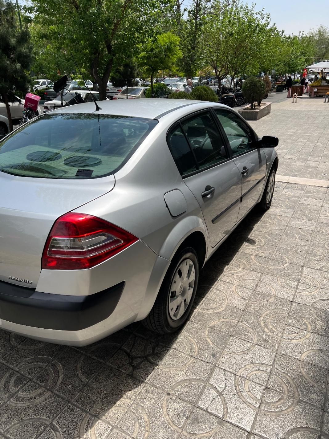 رنو مگان دنده‌ای 1600 - 2008