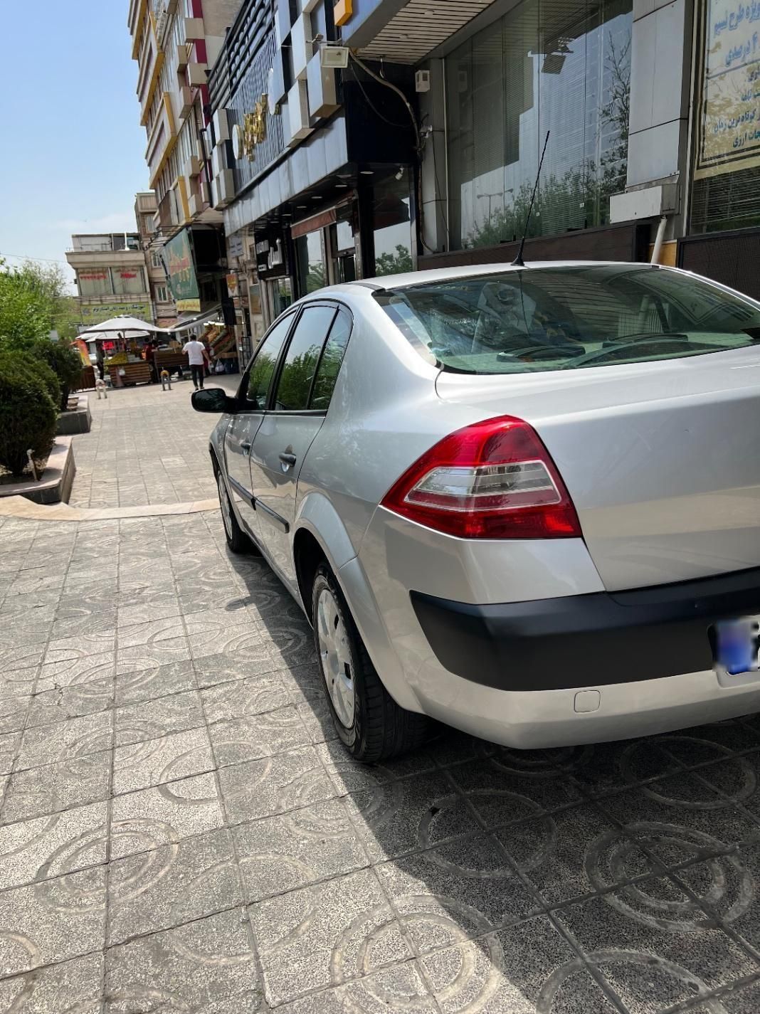 رنو مگان دنده‌ای 1600 - 2008