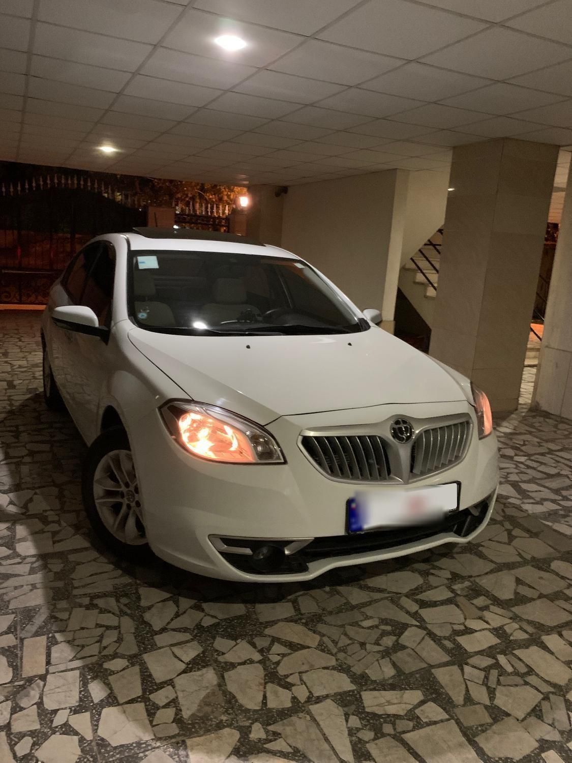 برلیانس H330 اتوماتیک 1500 - 2015