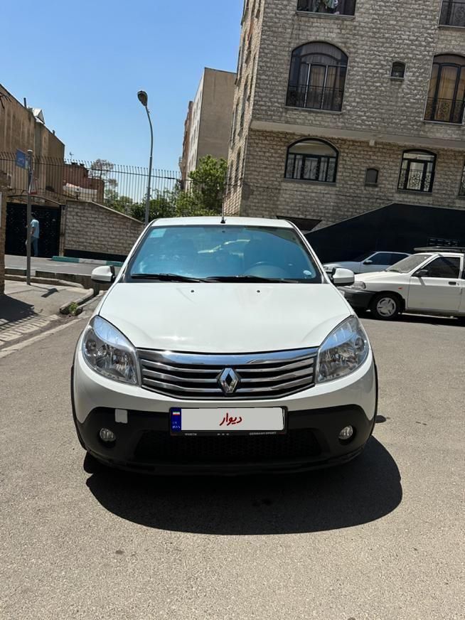 خودرو رنو، ساندرو آگهی ann_18088698