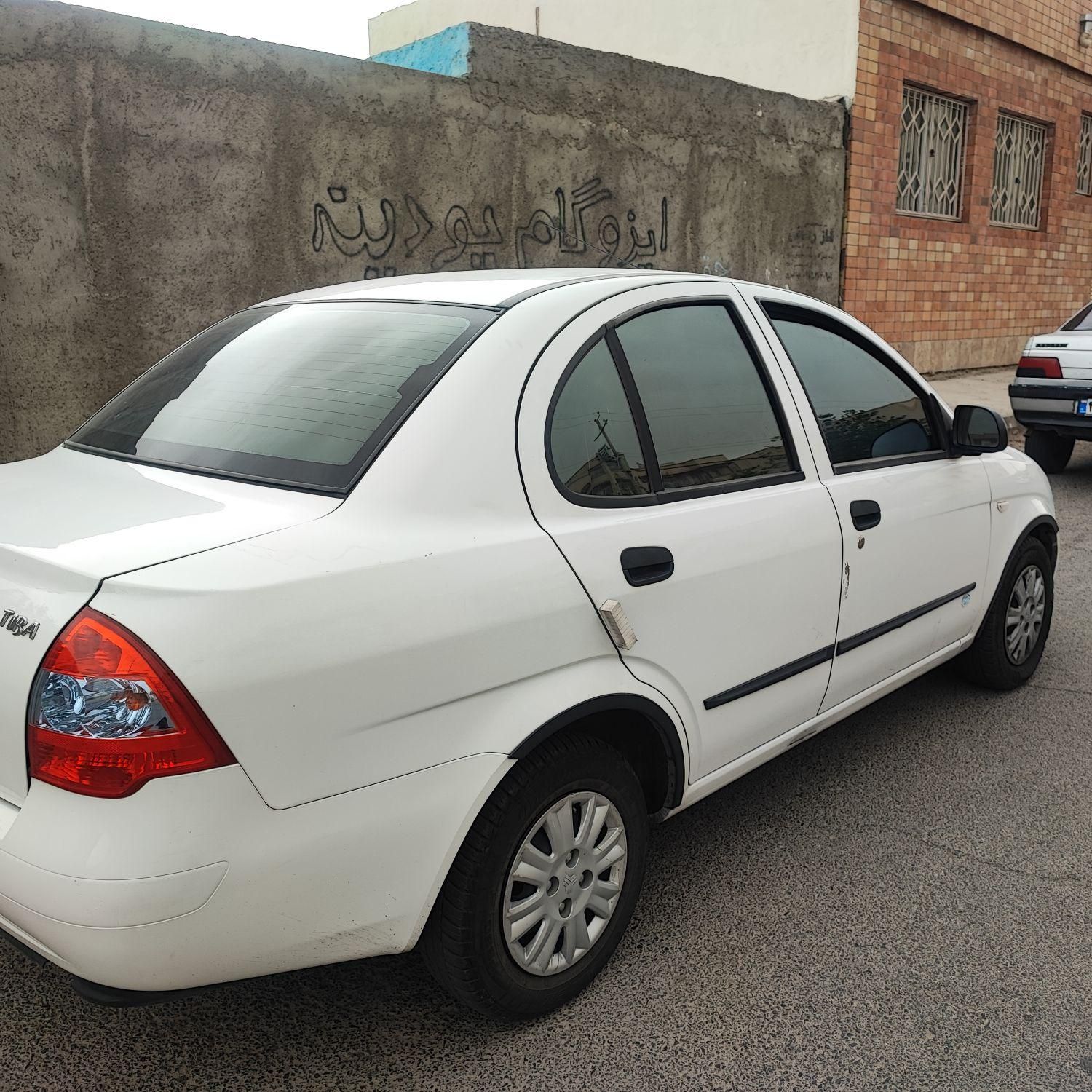 تیبا صندوق دار EX - 1396
