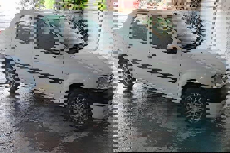 خودرو رنو، پارس تندر آگهی ann_18089275