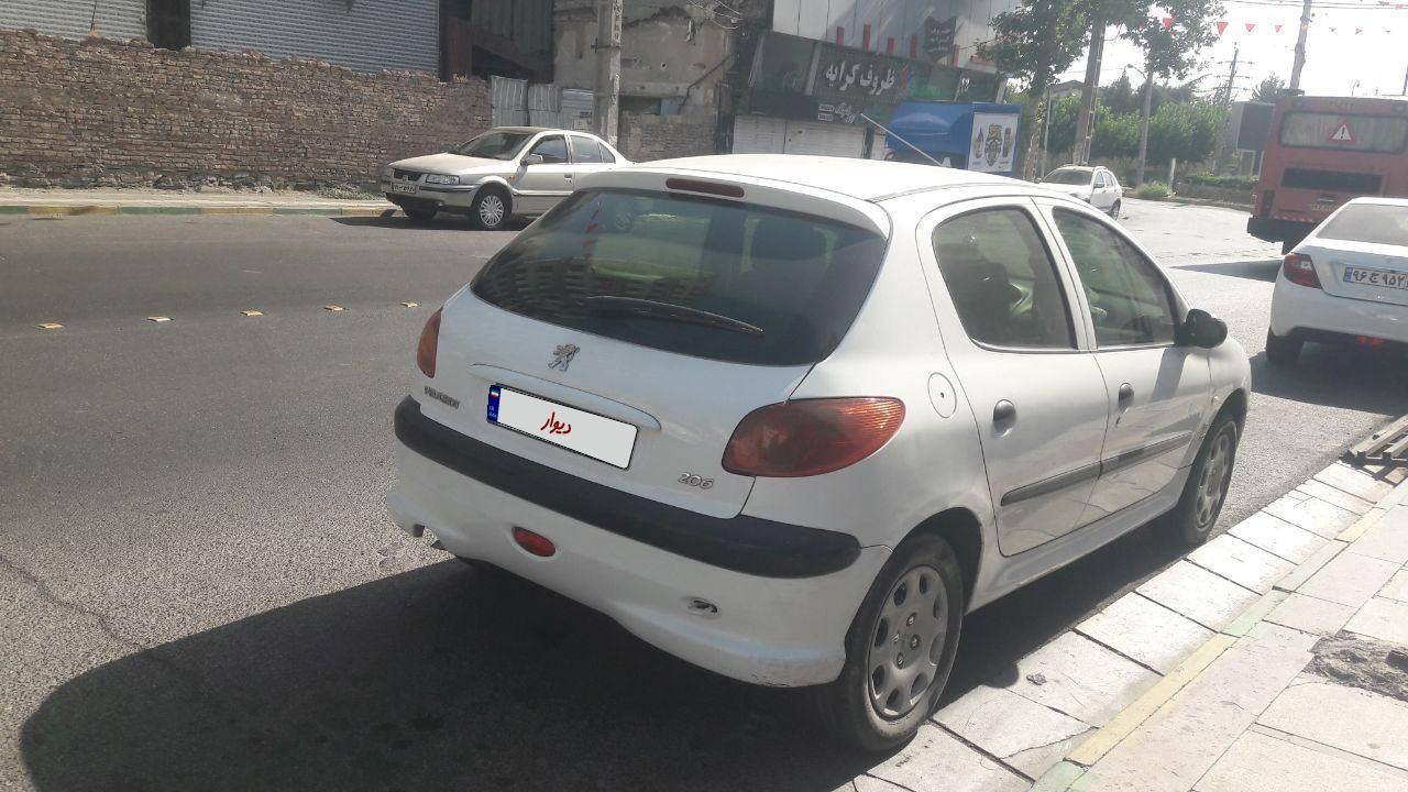 پژو 206 تیپ 3 - 1390