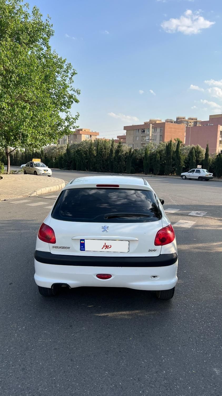 پژو 206 تیپ 2 - 1381