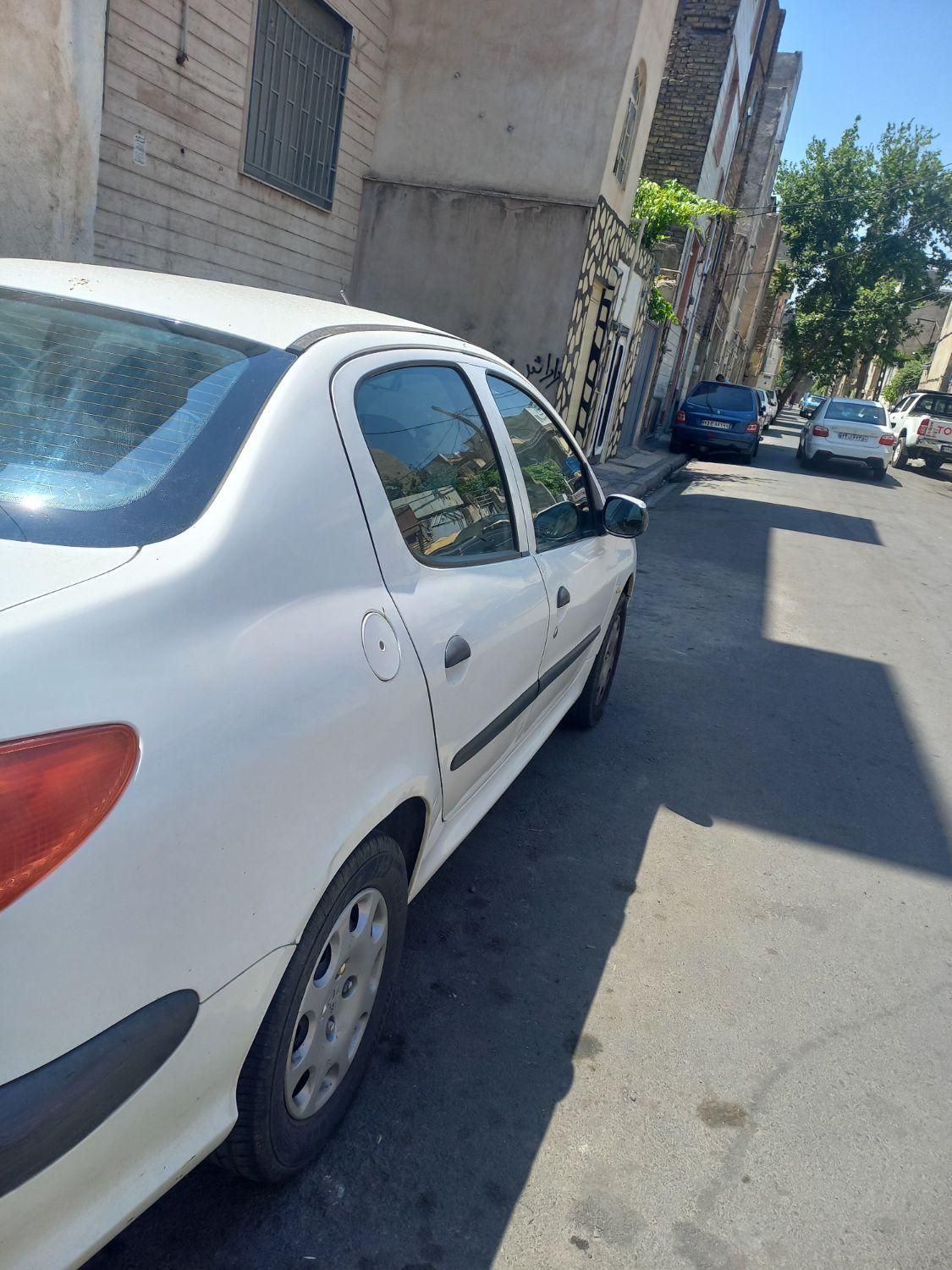 پژو 206 SD v1 - 1390
