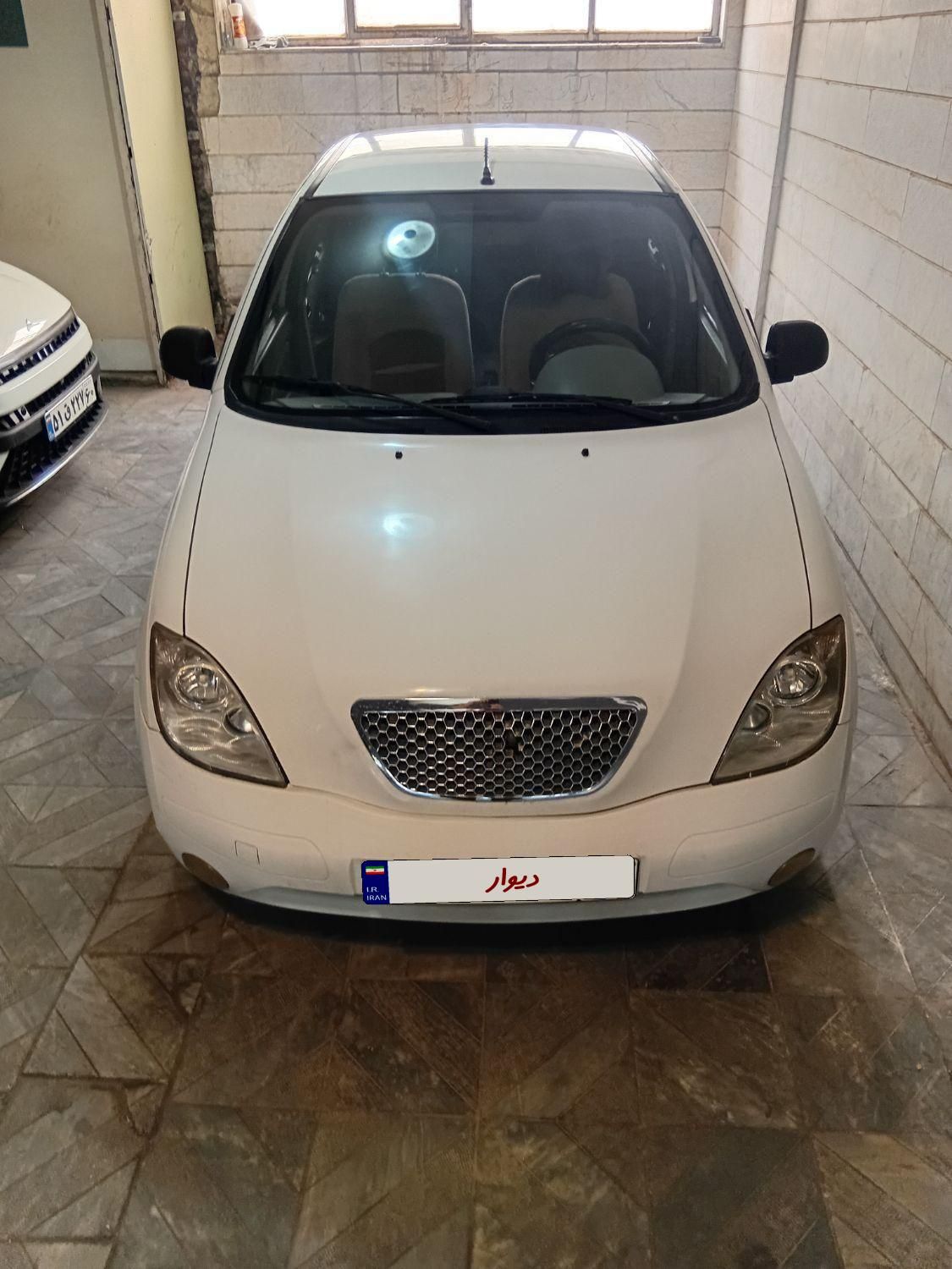 تیبا صندوق دار SX - 1393