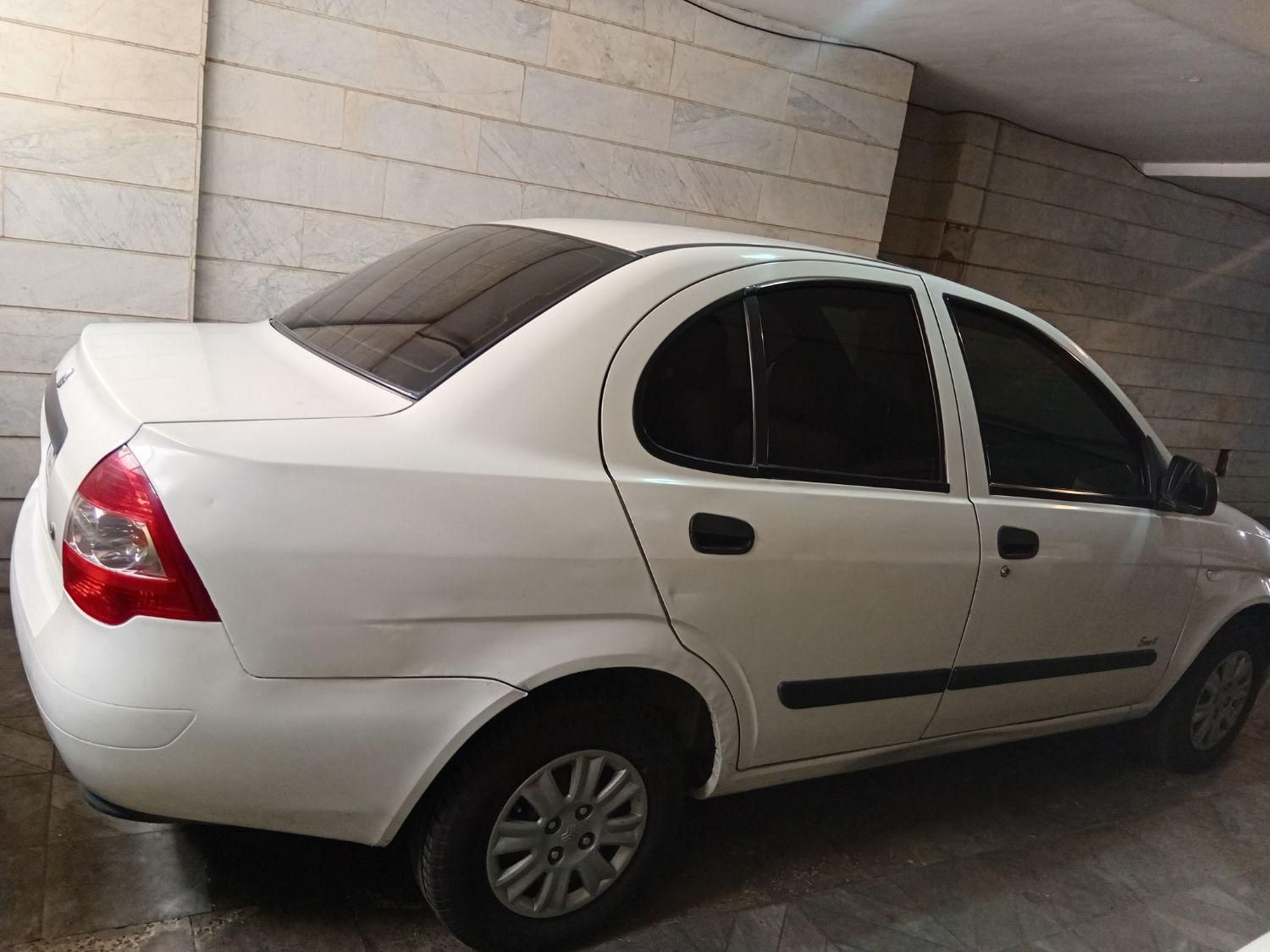 تیبا صندوق دار SX - 1393