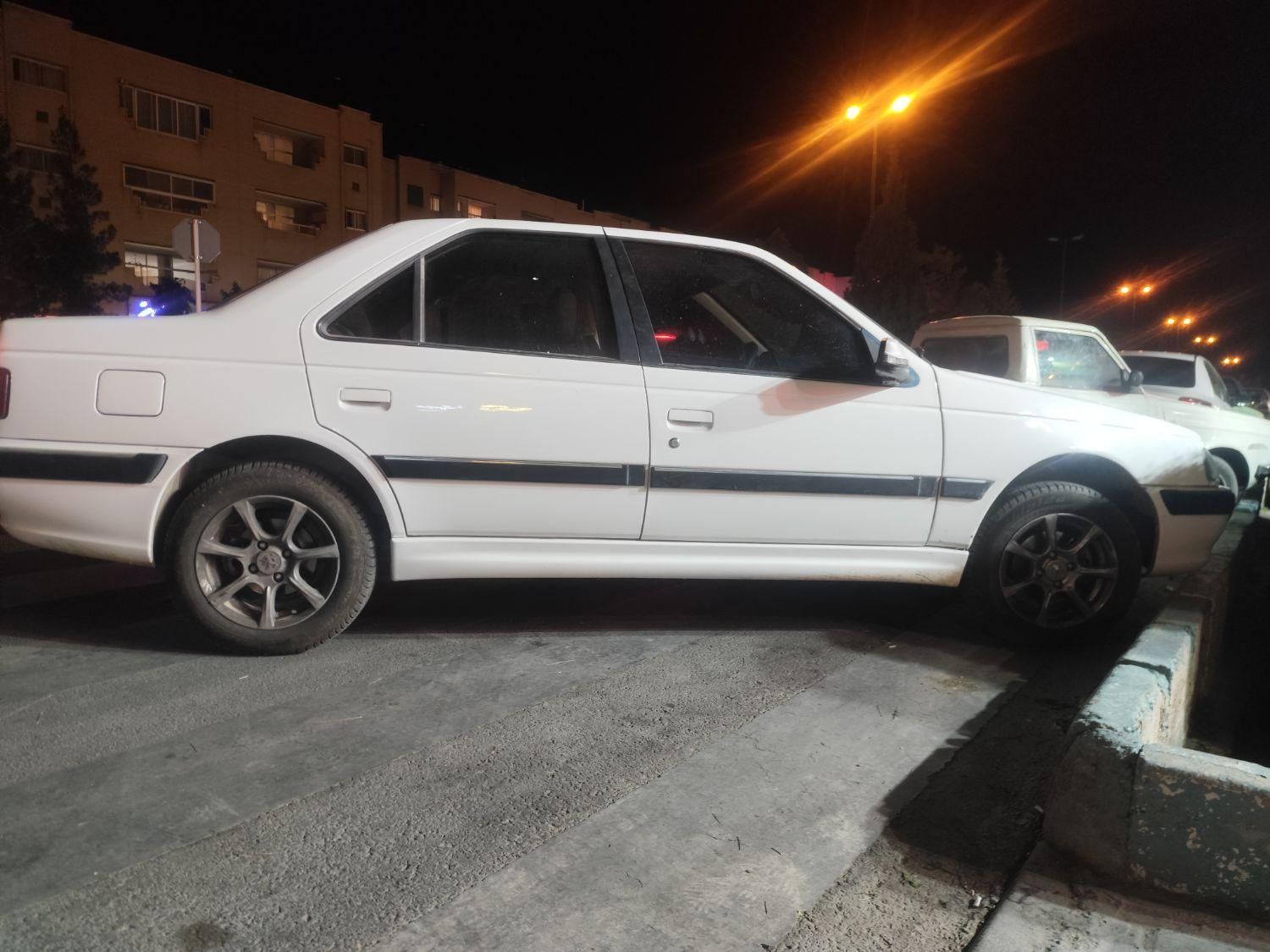 پژو پارس ELX-XU7P سفارشی - 1402