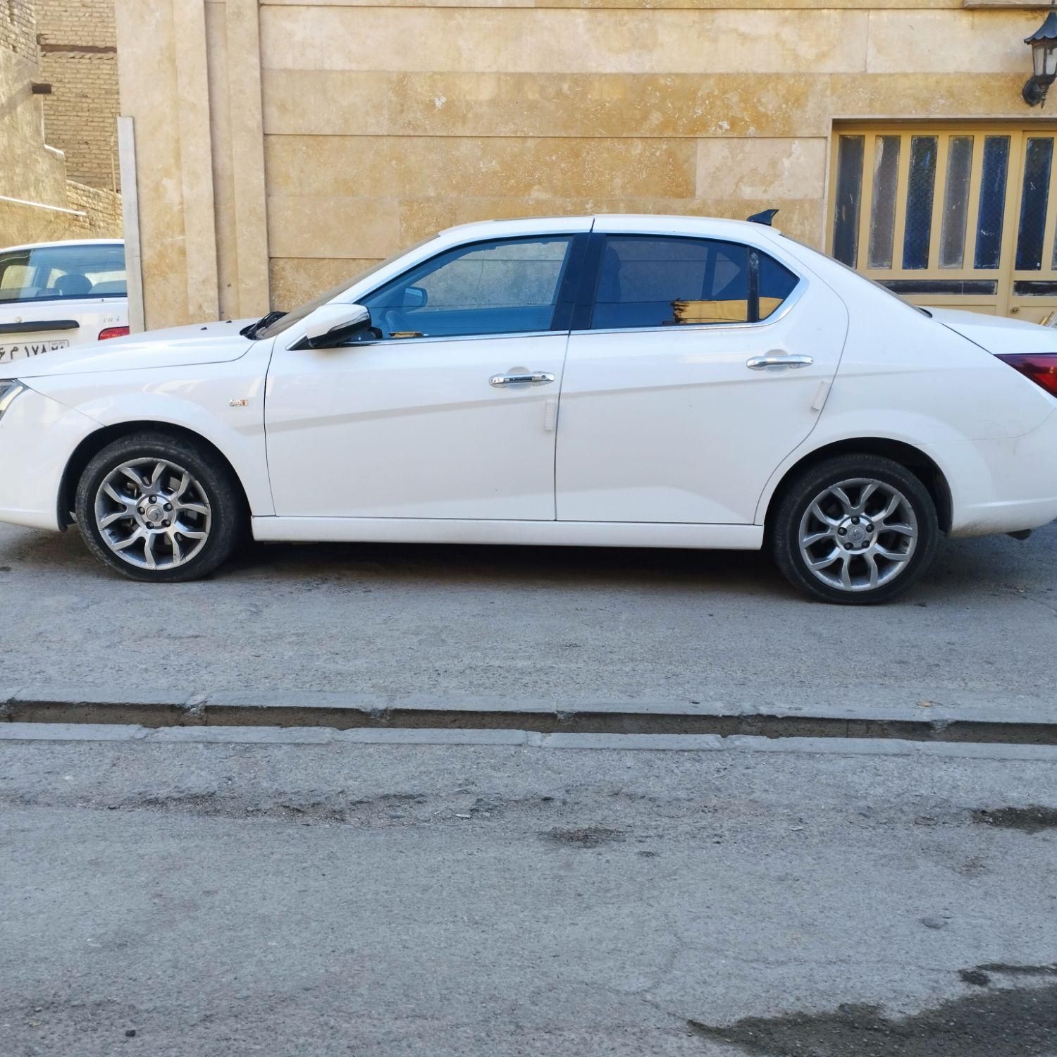 دنا پلاس اتوماتیک توربو - 1401