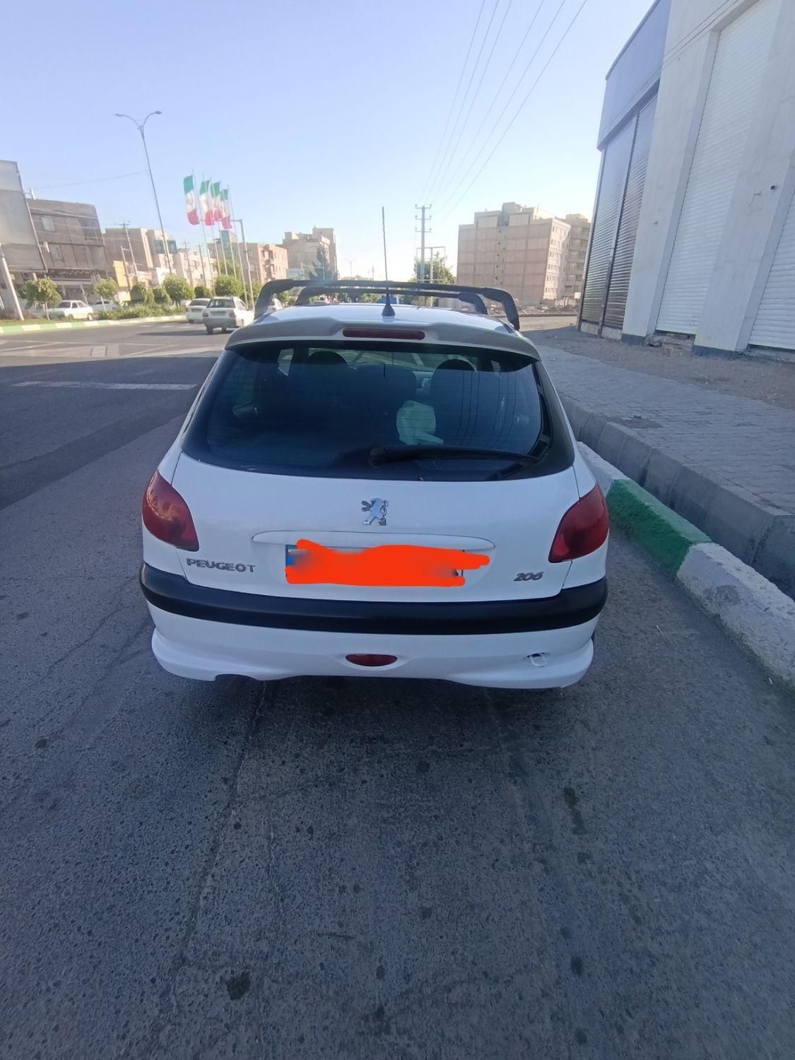 پژو 206 تیپ 5 - 1390