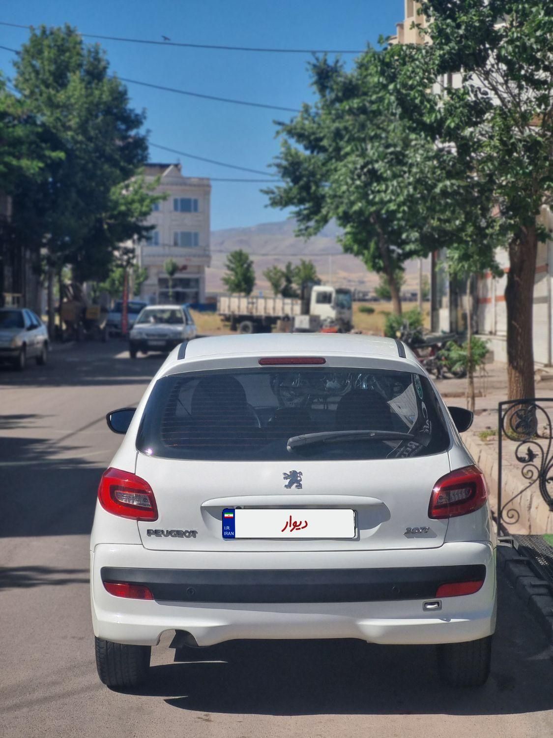 پژو 207 دنده‌ای - 1400