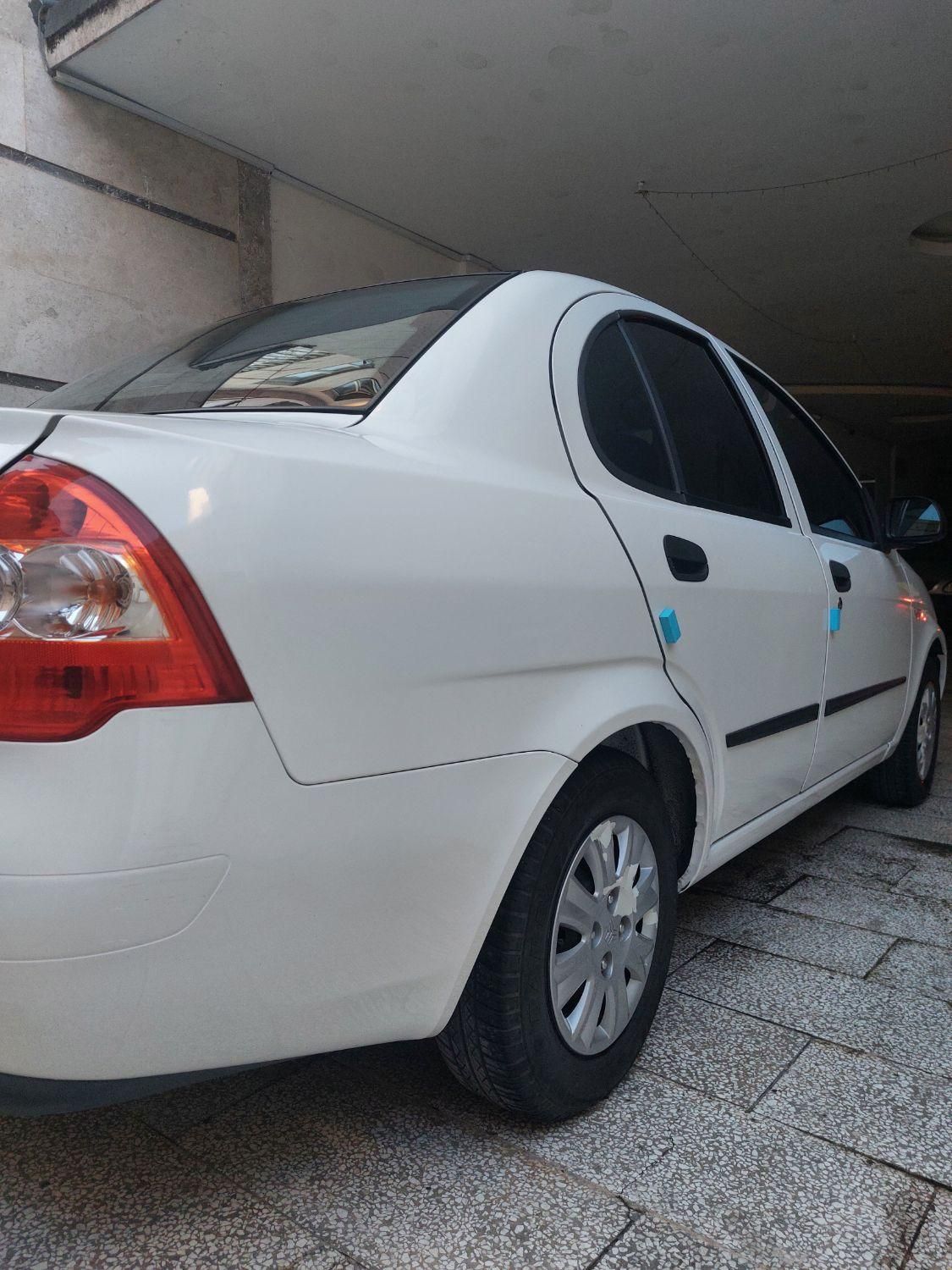تیبا صندوق دار SX - 1401