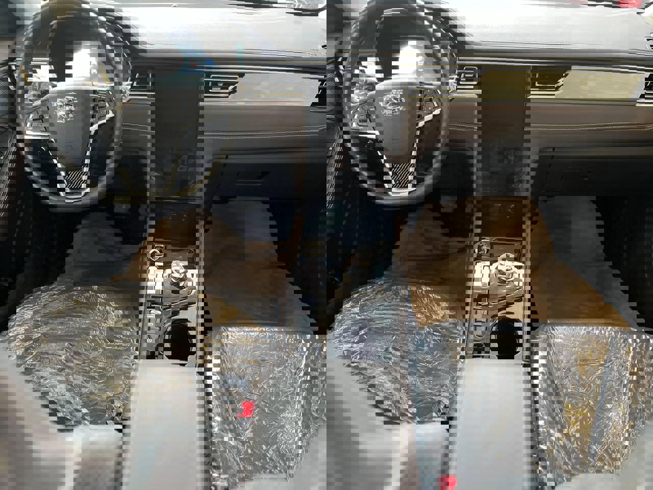 کی ام سی EJ7 142 کیلووات - 2024