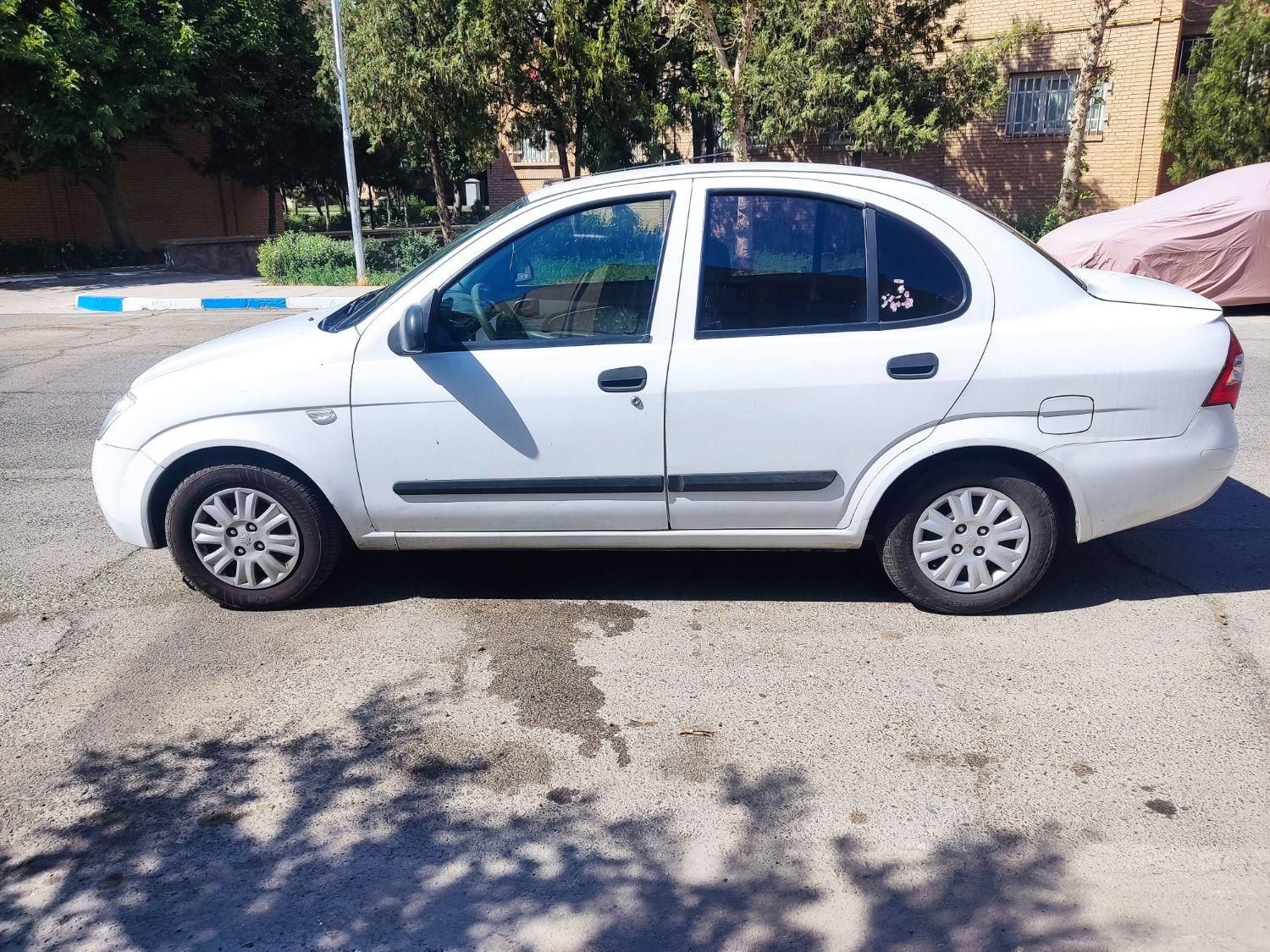 تیبا صندوق دار SX - 1394