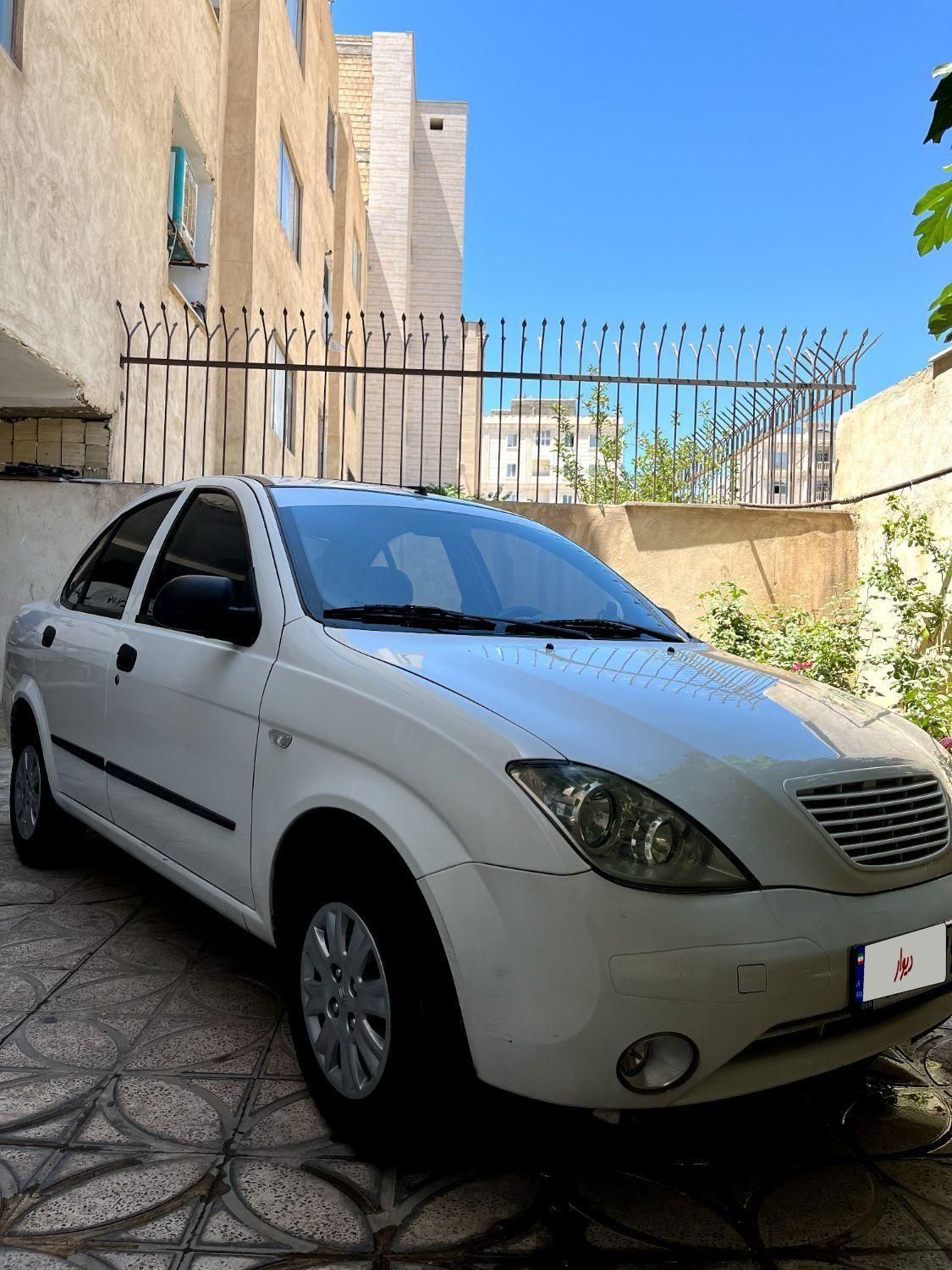 تیبا صندوق دار SX - 1398
