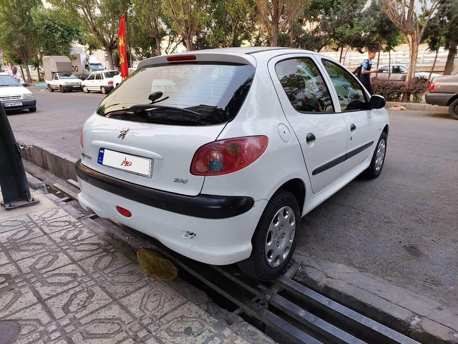 پژو 206 تیپ 5 - 1397