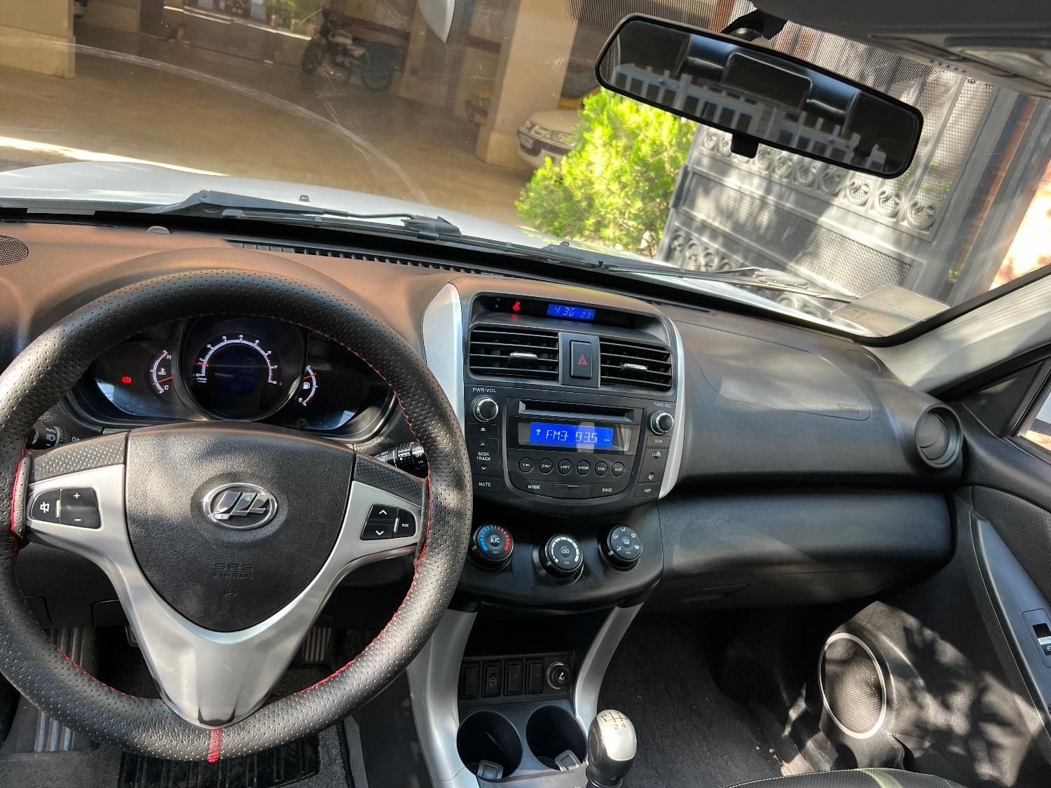 لیفان X60 دنده‌ای - 2015