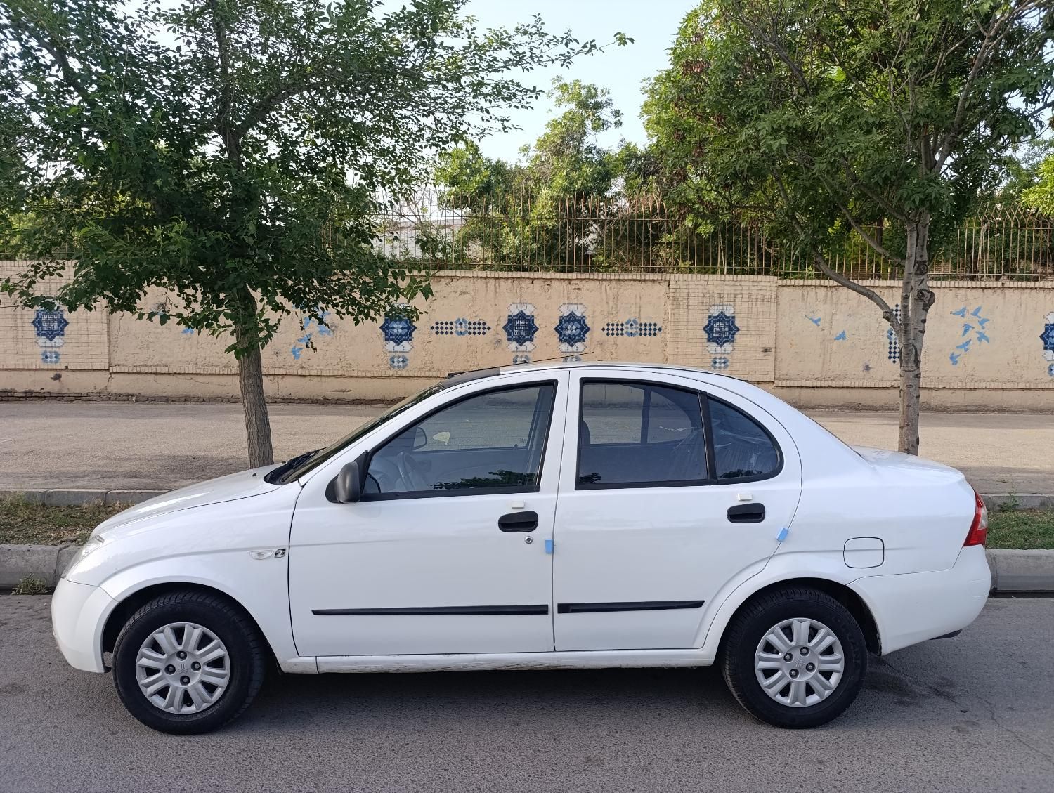 تیبا صندوق دار SX - 1398