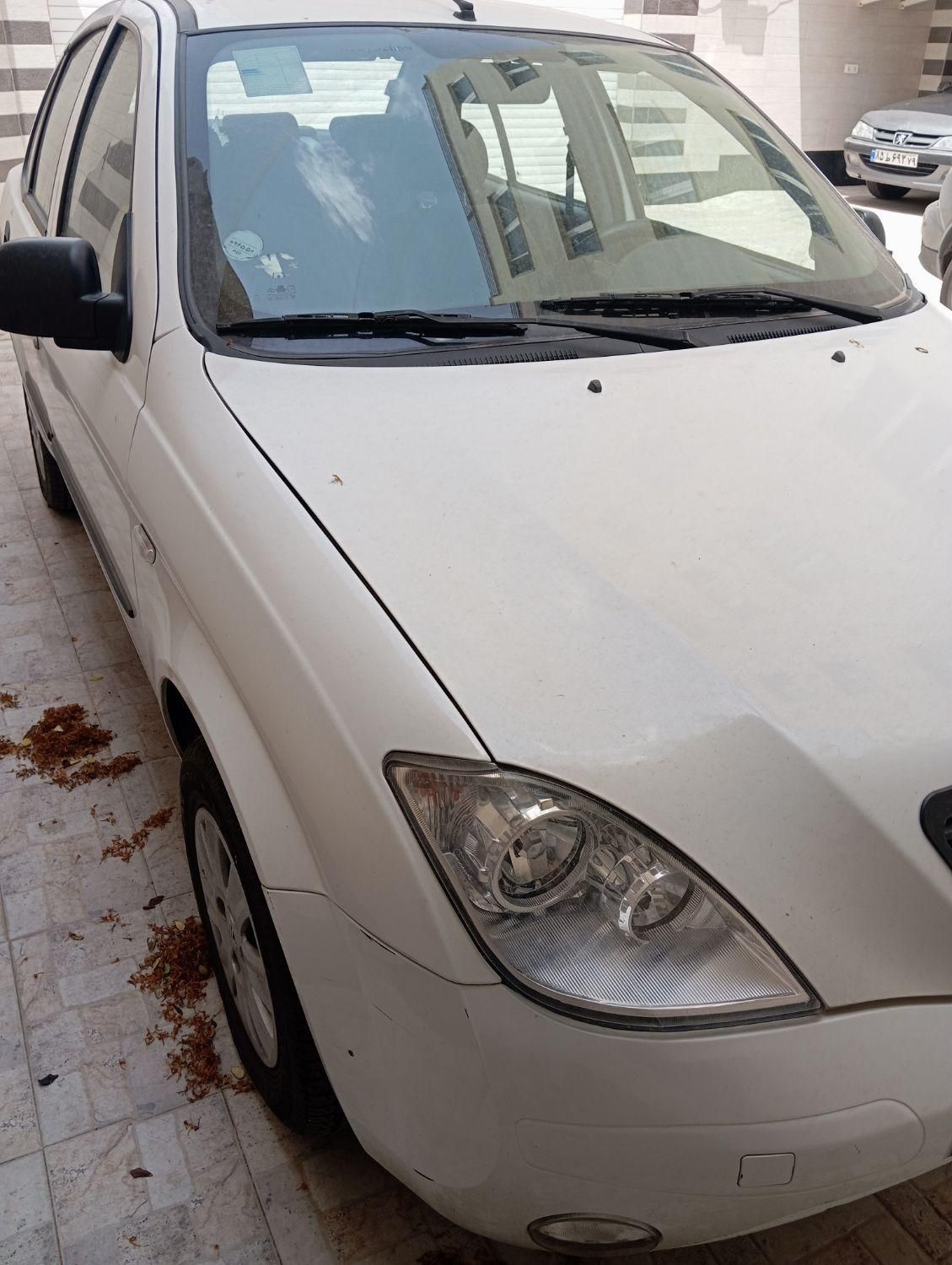 تیبا صندوق دار SX - 1400