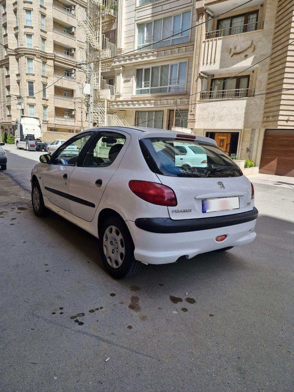 پژو 206 تیپ 2 - 1390