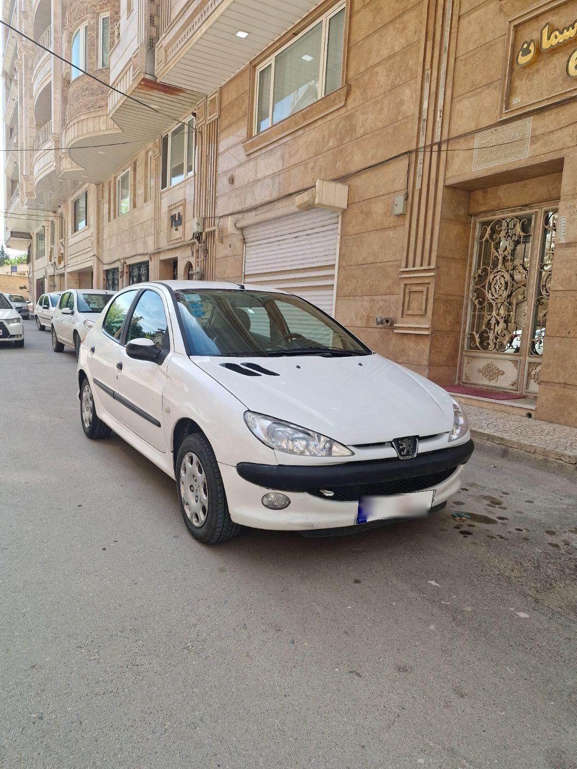 پژو 206 تیپ 2 - 1390
