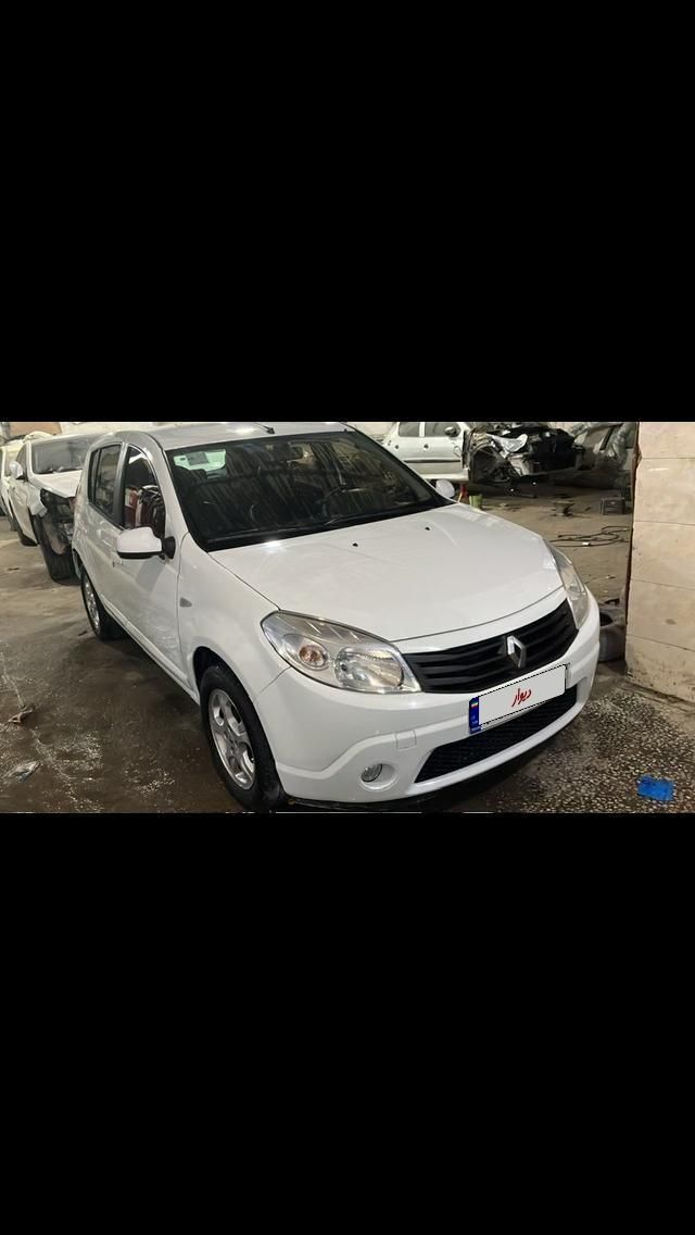 خودرو رنو، ساندرو آگهی ann_18096997