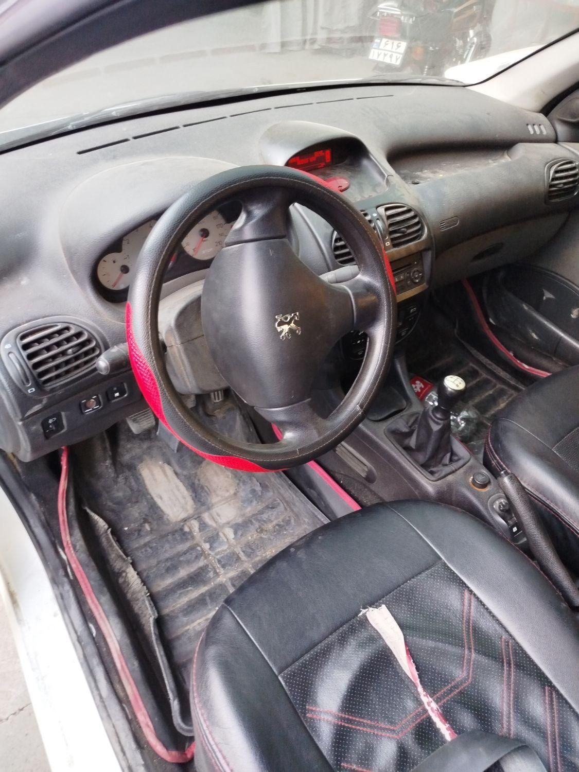 پژو 206 SD v8 - 1395