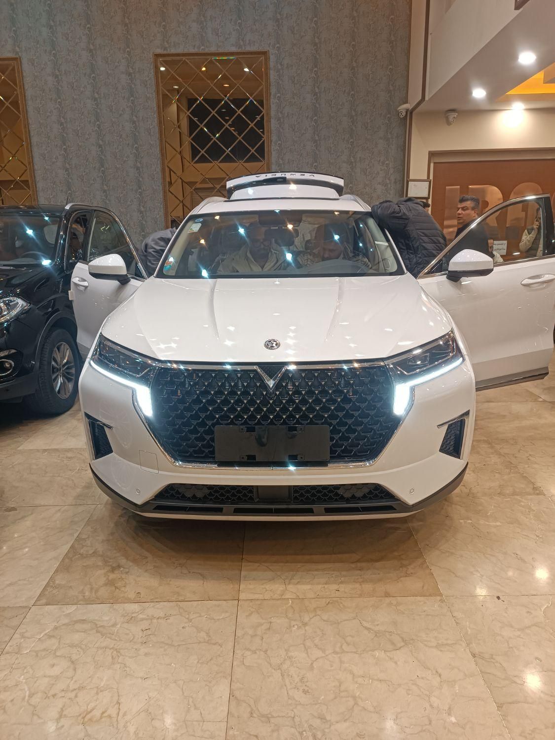 خودرو ونوسیا، استار آگهی ann_18097280