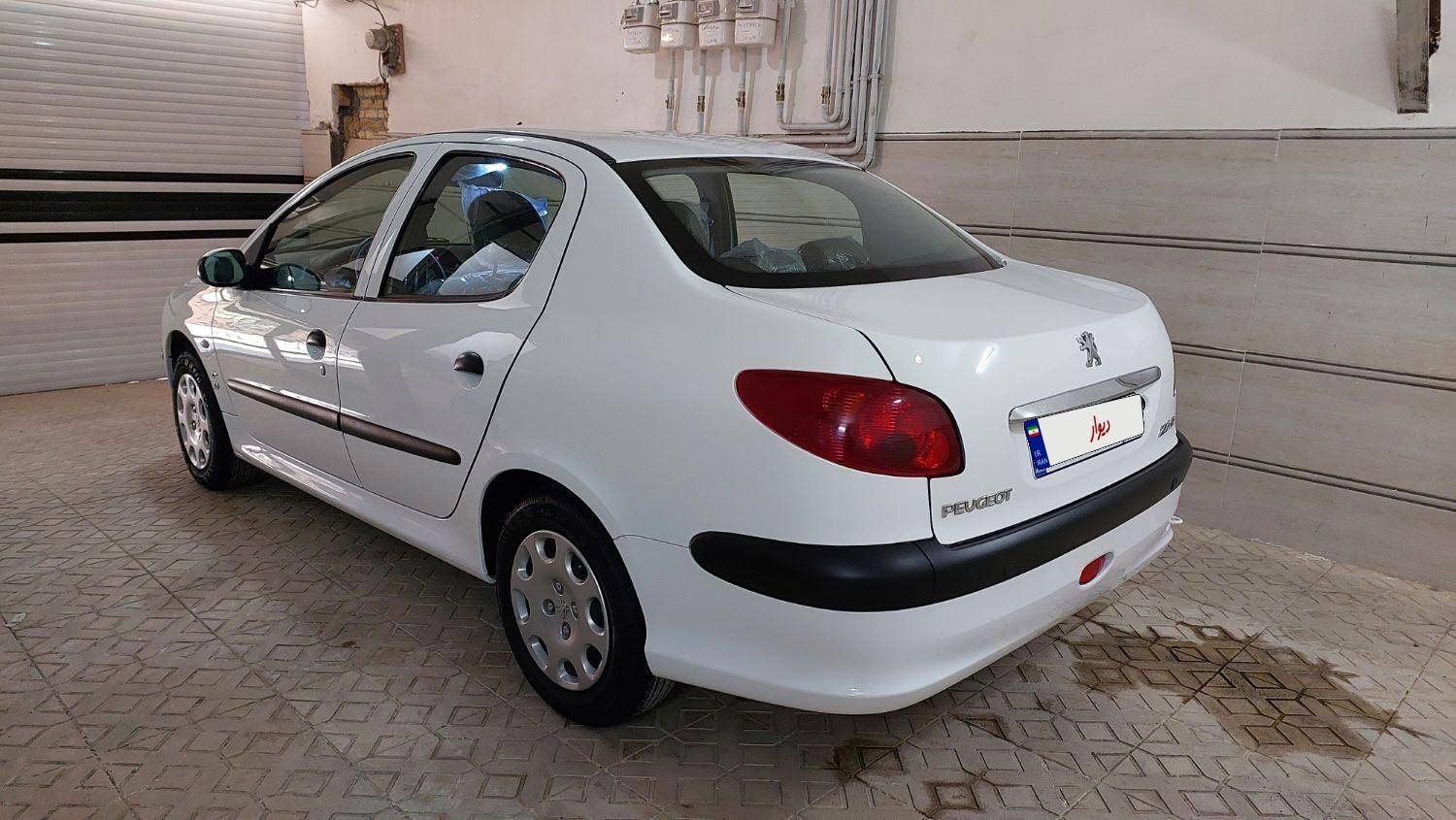 پژو 206 SD v8 - 1395